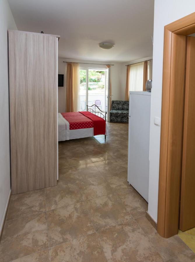 Apartments Veronika Pag Town Luaran gambar