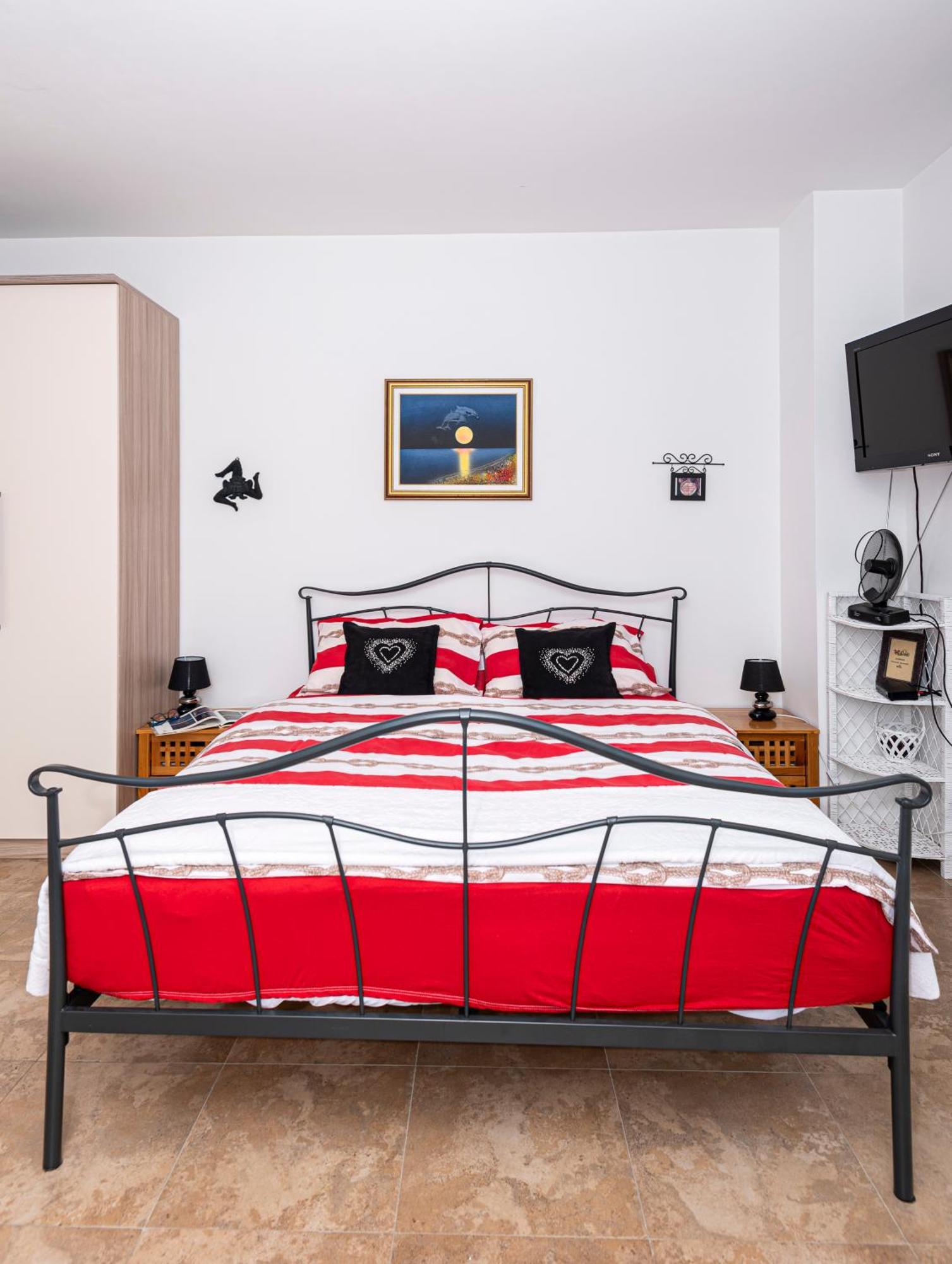 Apartments Veronika Pag Town Luaran gambar